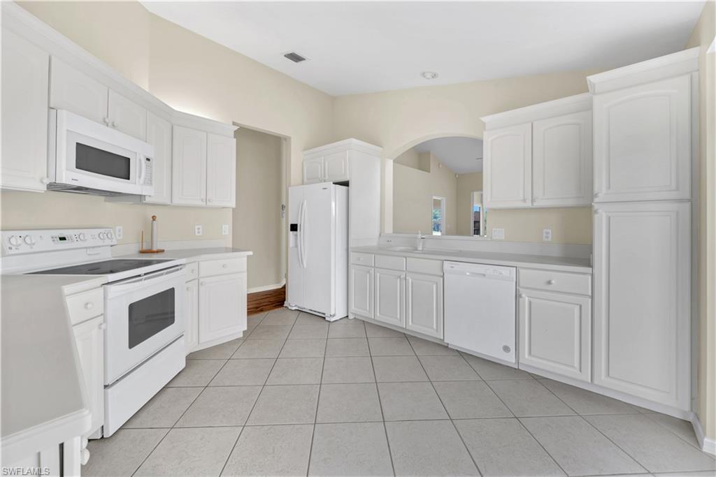 5701 Heron LN # 708