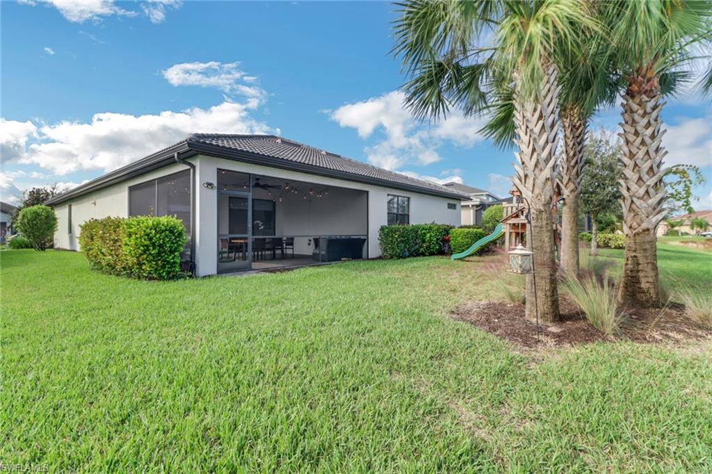 2361 Tangerine LN