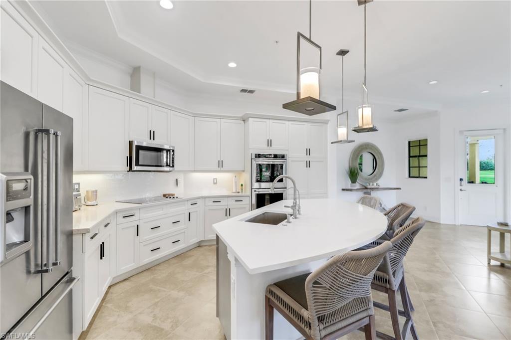 2521 Breakwater WAY # 1101