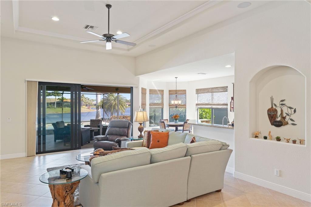 9933 Alhambra LN