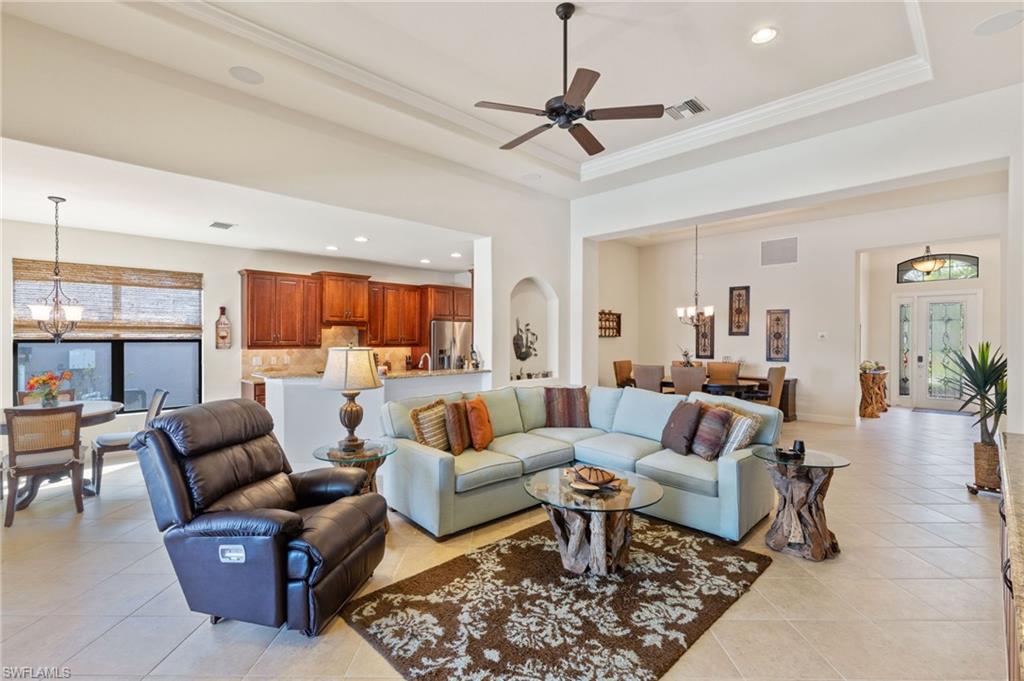 9933 Alhambra LN