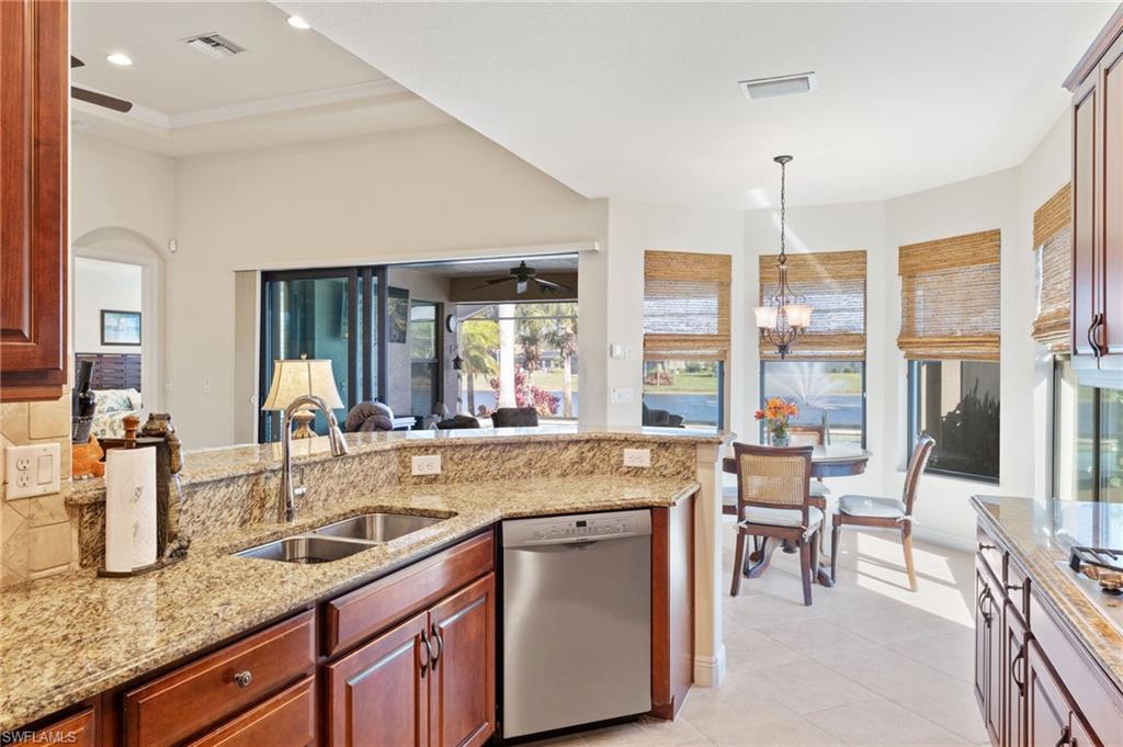 9933 Alhambra LN