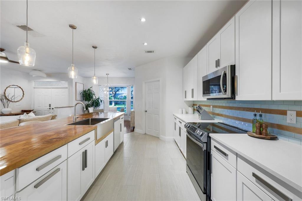 19243 Cypress View DR