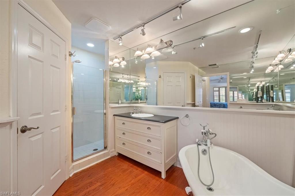 410 Bayfront PL # 2301