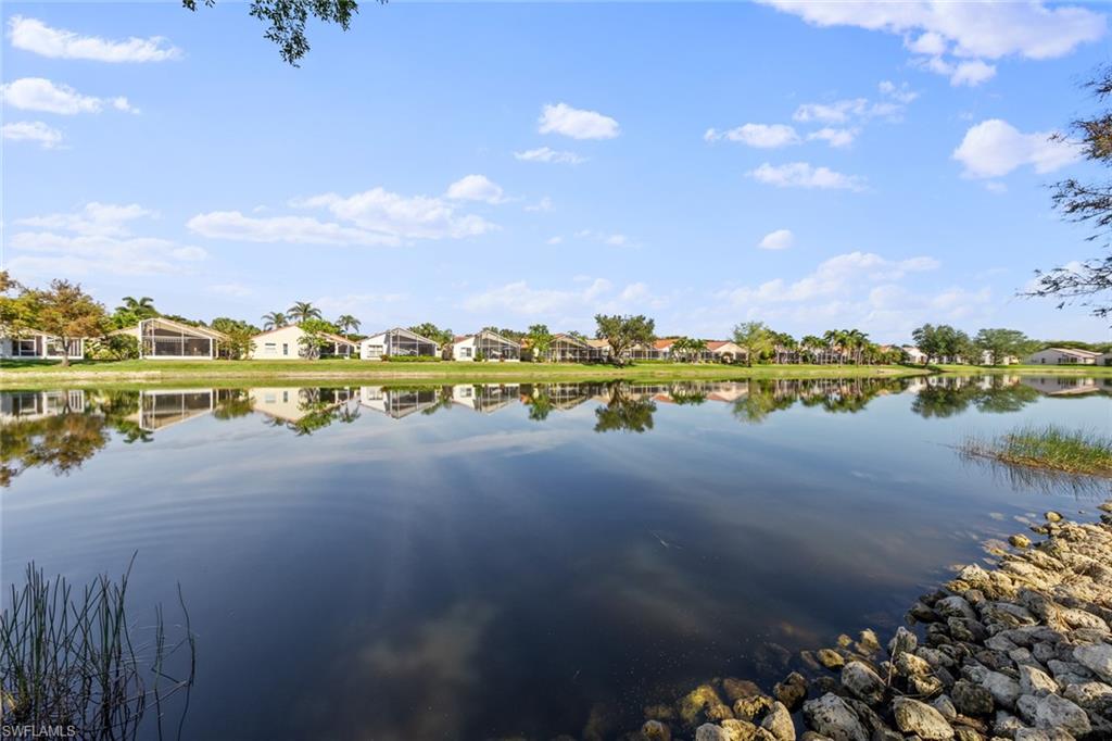 8901 Cascades Isle BLVD