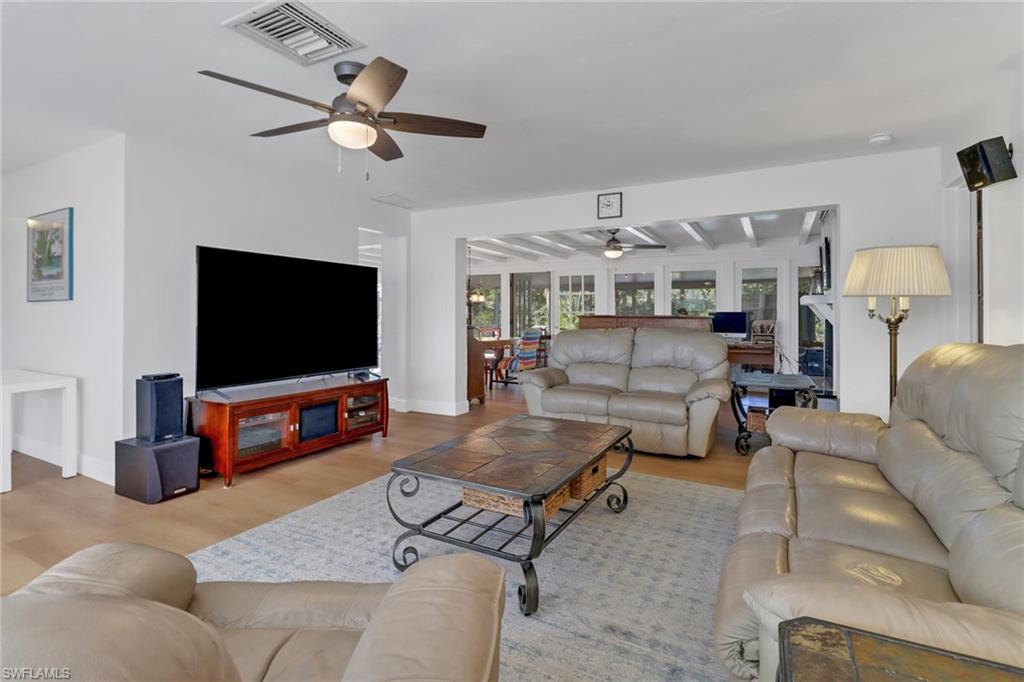 1999 Alamanda DR