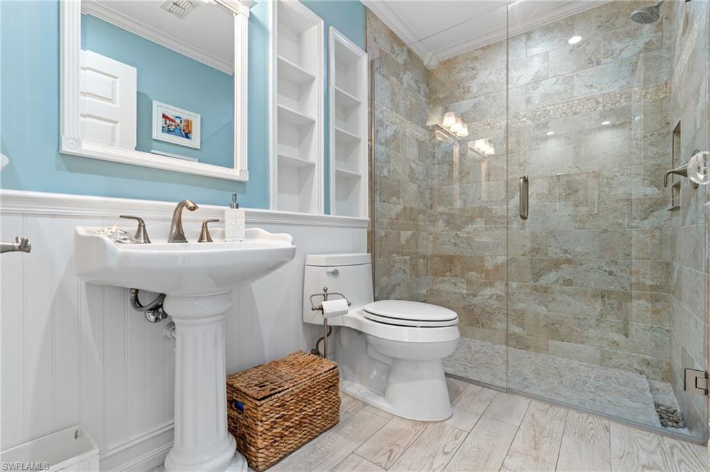 1495 Gordon River LN