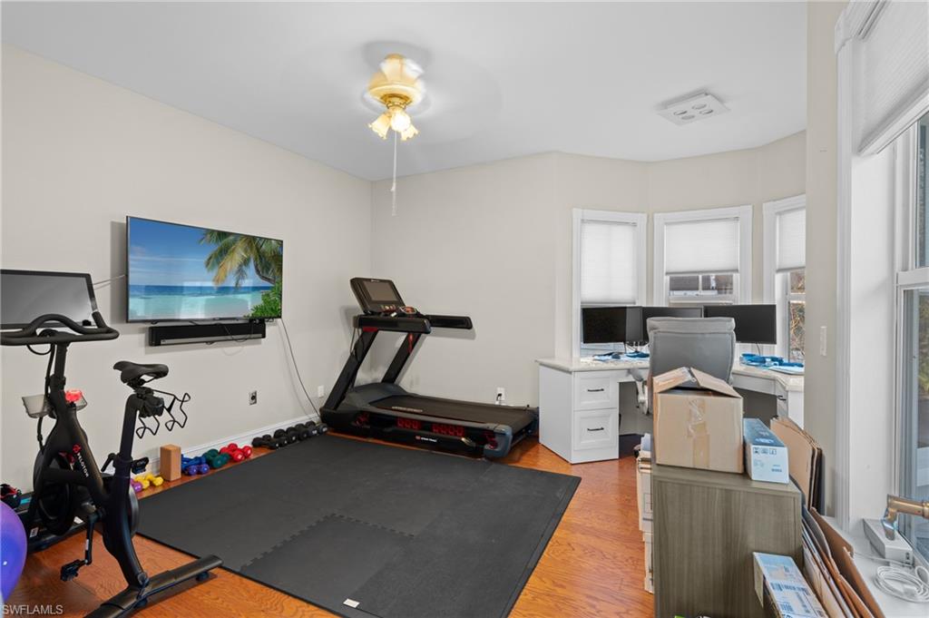 1495 Gordon River LN