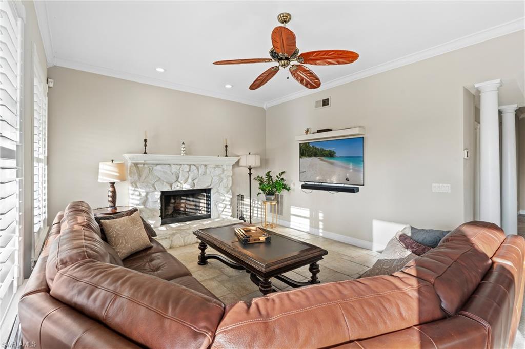 1495 Gordon River LN