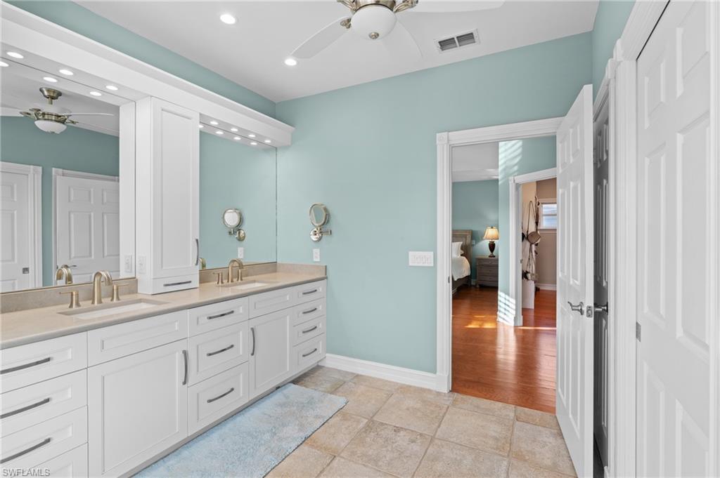 1495 Gordon River LN