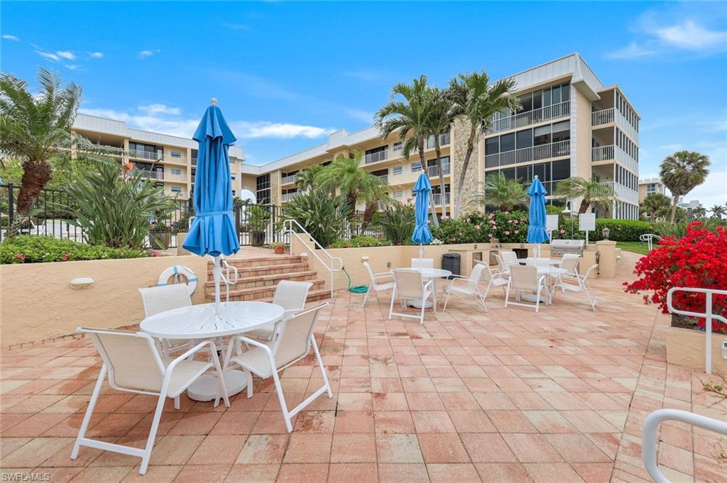 3450 Gulf Shore BLVD N 306