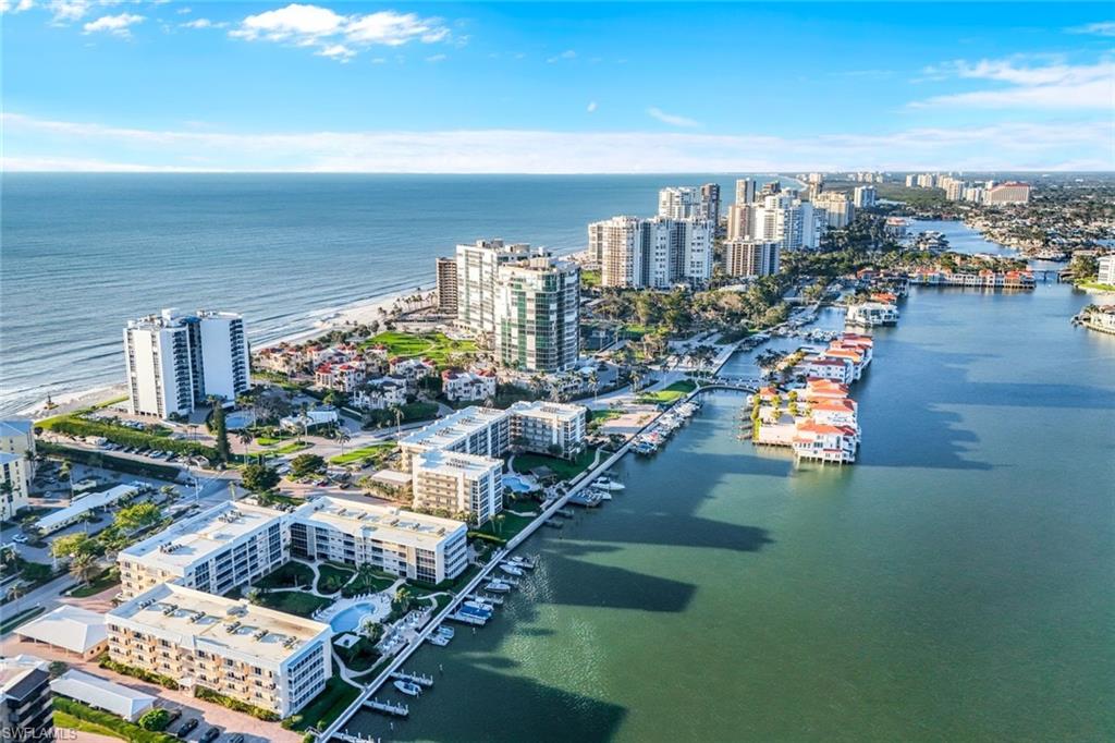 3450 Gulf Shore BLVD N 306