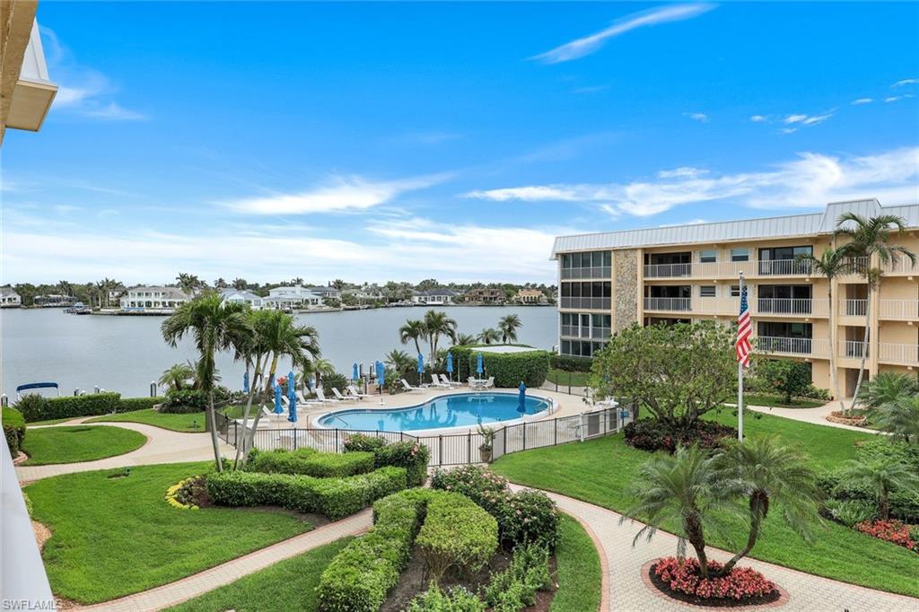 3450 Gulf Shore BLVD N 306