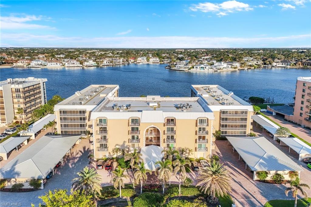 3450 Gulf Shore BLVD N 306