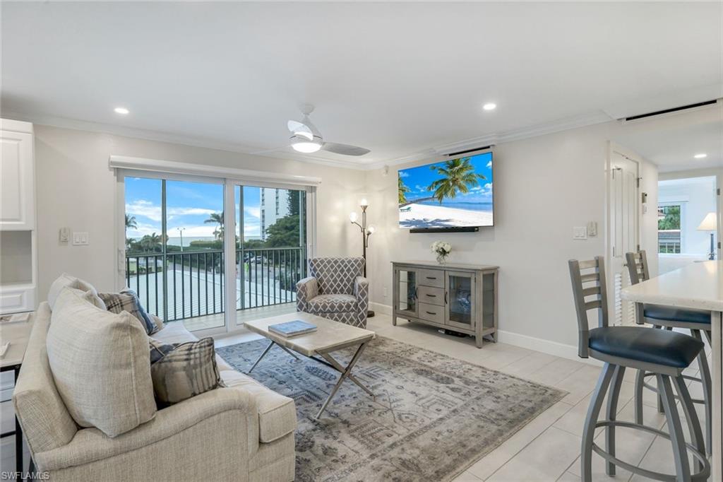 3450 Gulf Shore BLVD N 306