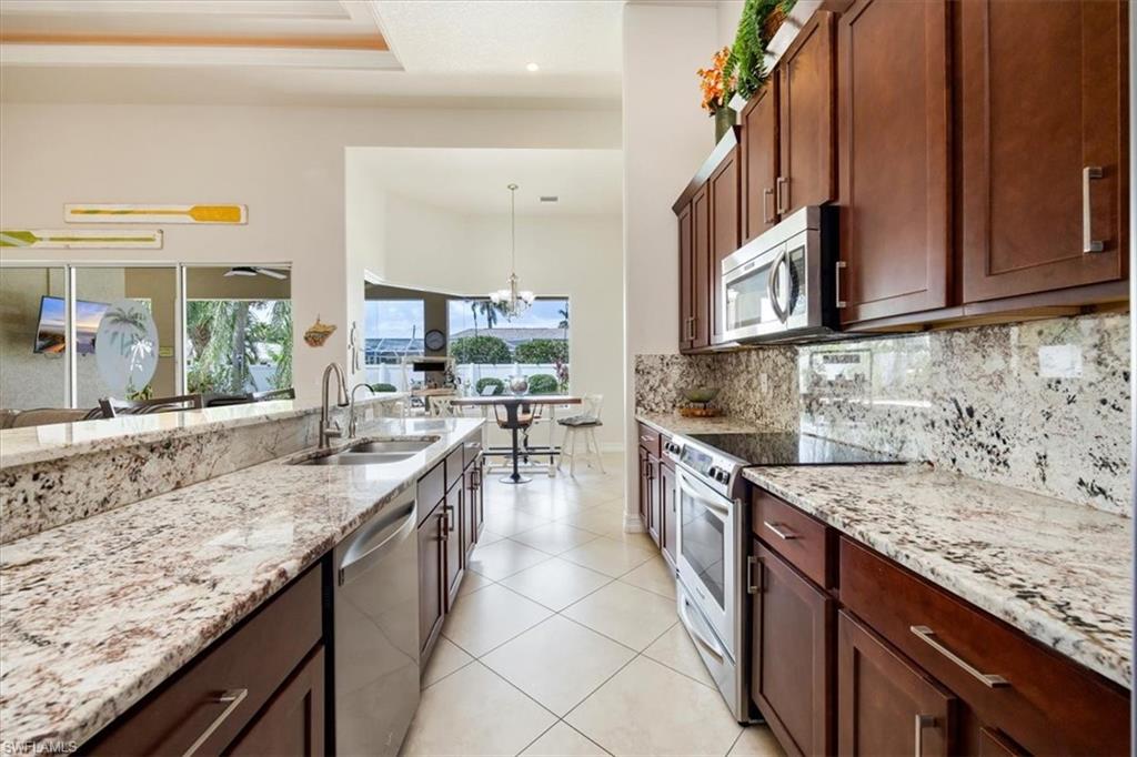 151 Fairway CIR
