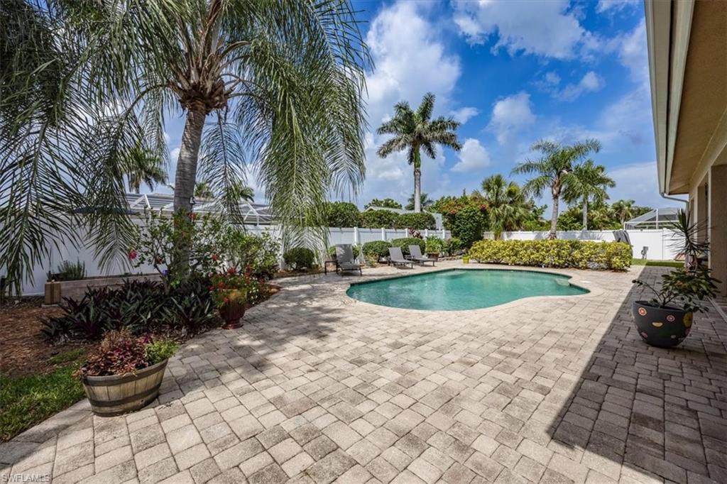 151 Fairway CIR