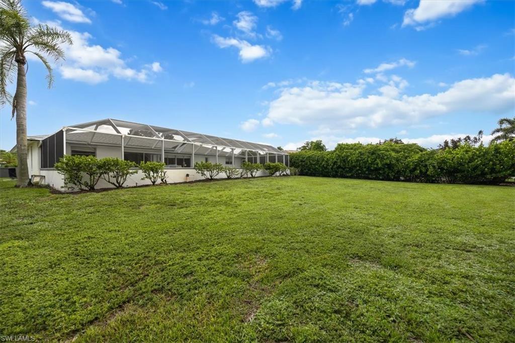 389 Country Club LN