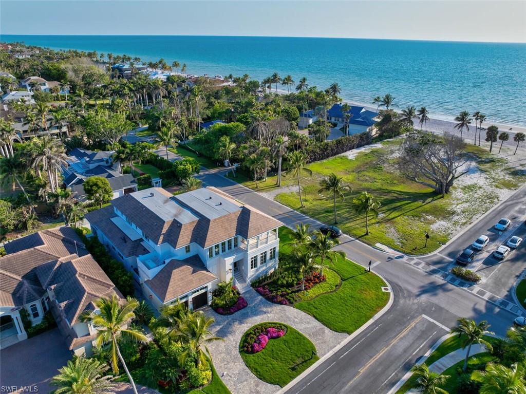 1835 Gulf Shore BLVD S