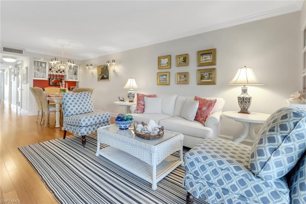 2850 Gulf Shore BLVD N # 203