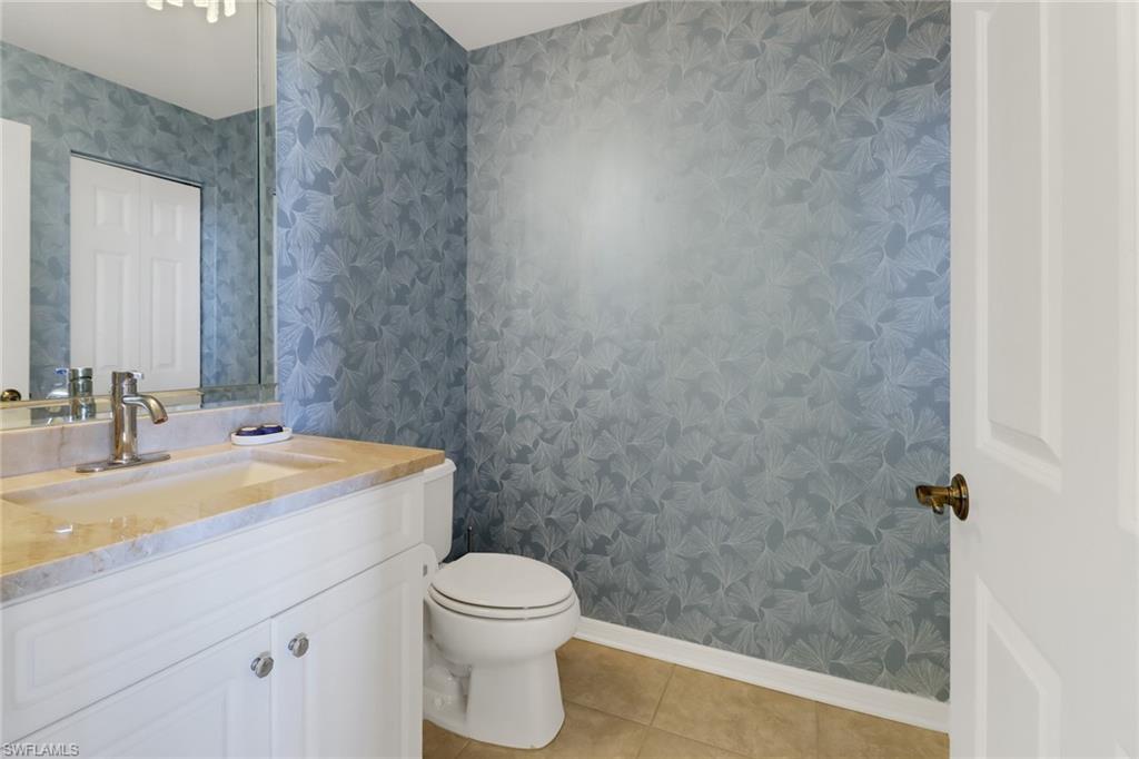 450 Bayfront PL # 4206, NAPLES Unit: 4206