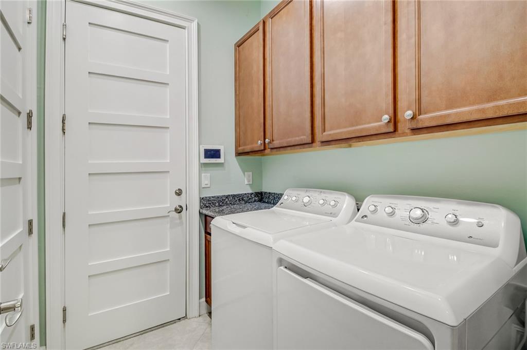 7194 Dominica DR