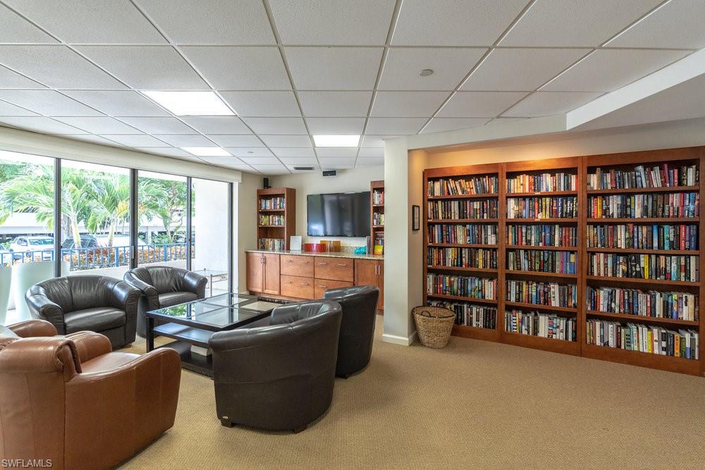 4451 GULF SHORE BLVD N # 1005
