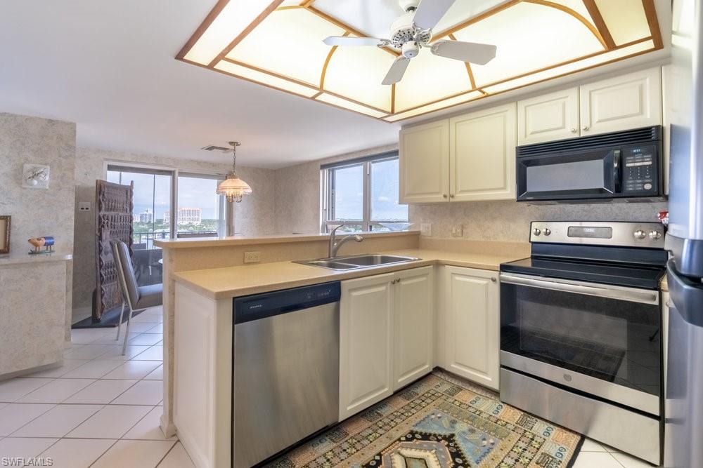 4451 GULF SHORE BLVD N # 1005