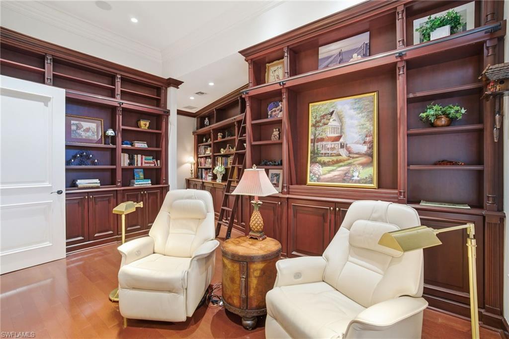 1327 Noble Heron WAY