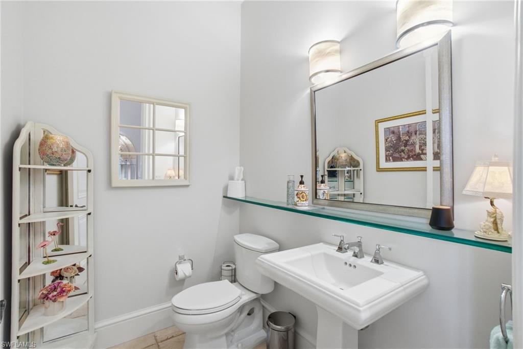 1327 Noble Heron WAY