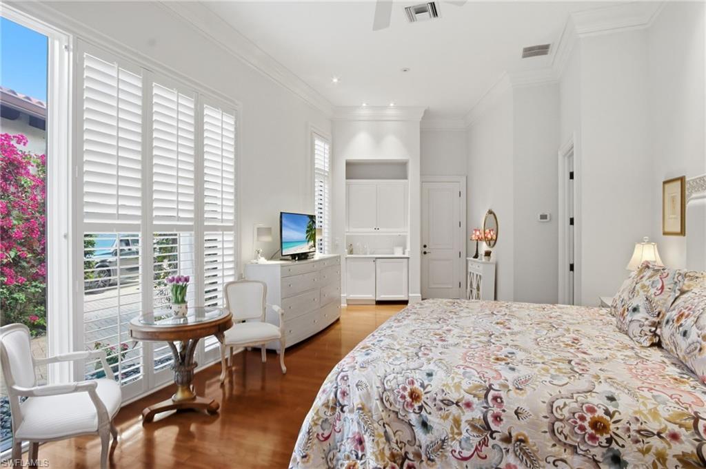 1327 Noble Heron WAY