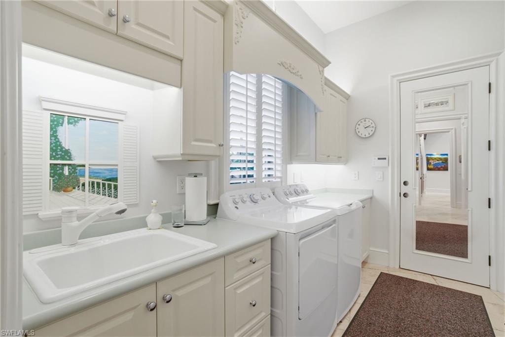 1327 Noble Heron WAY