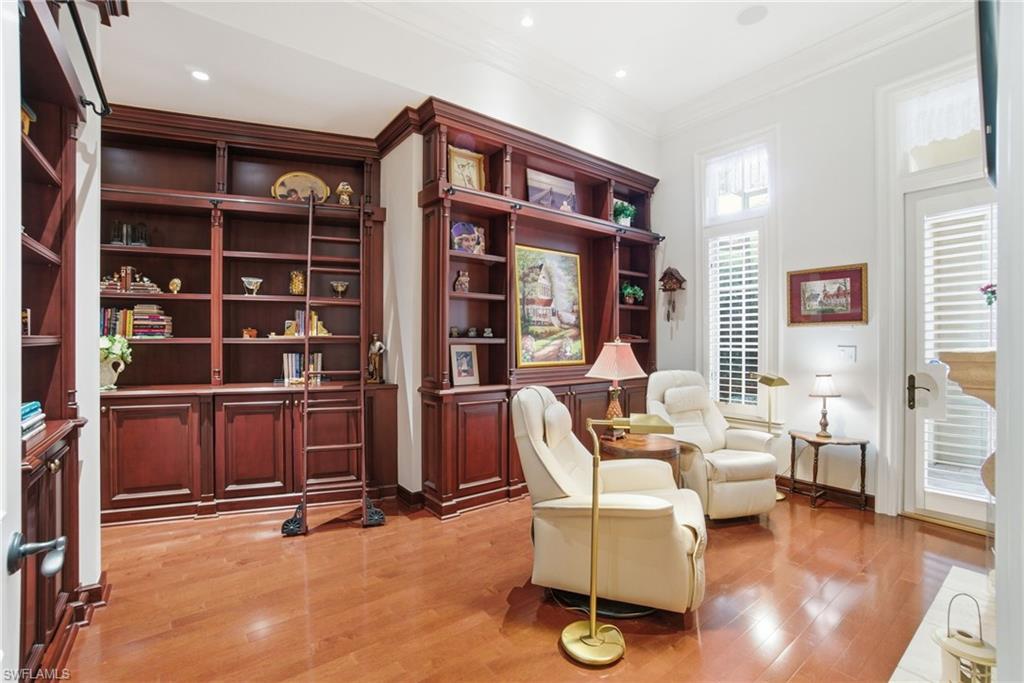 1327 Noble Heron WAY