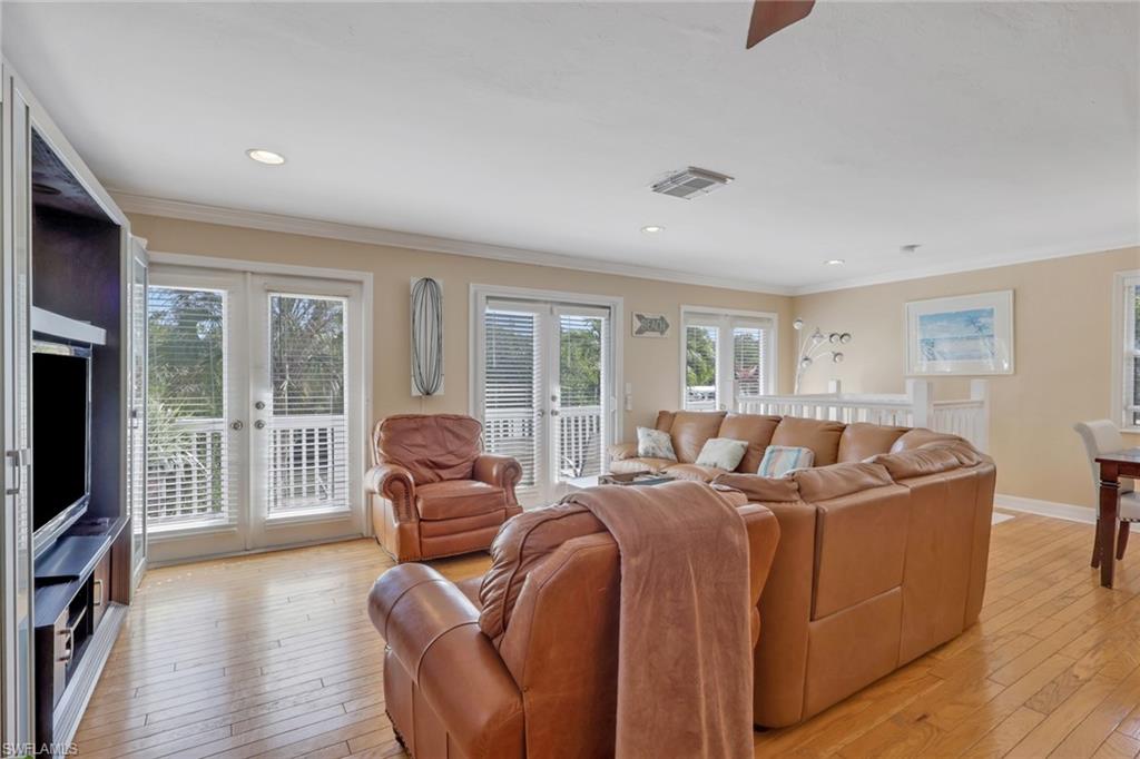 1292 Grand Canal DR