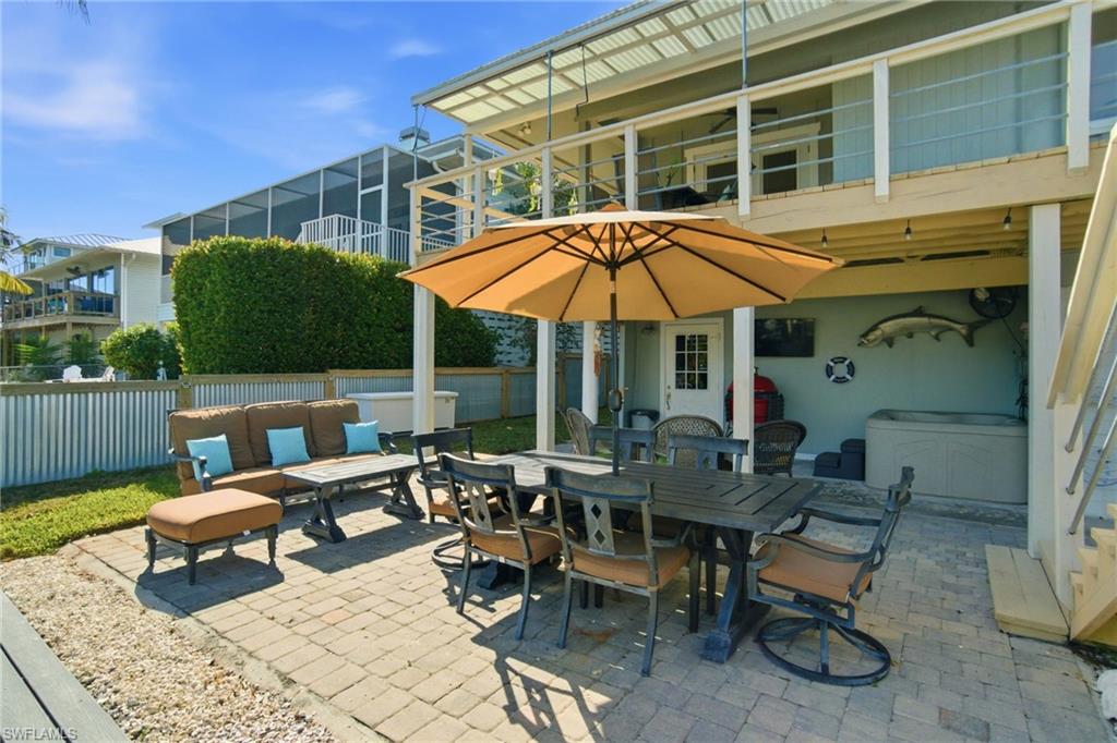 1286 Venetian WAY