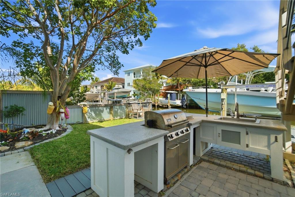 1286 Venetian WAY