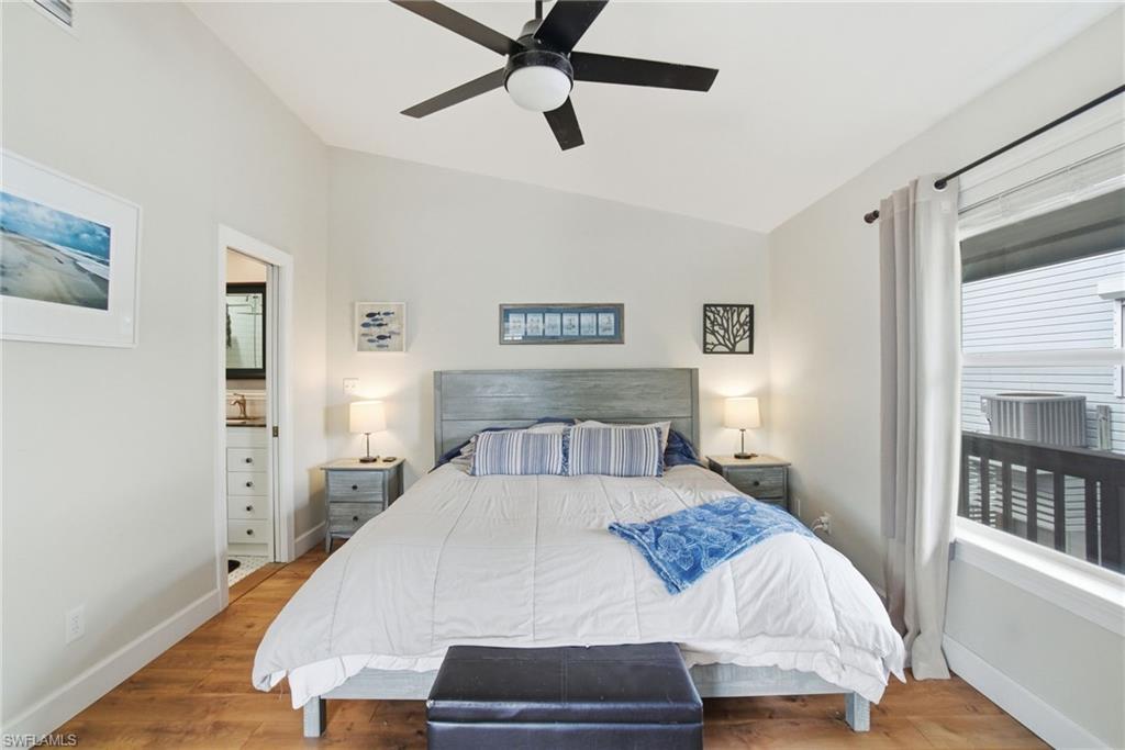 1286 Venetian WAY