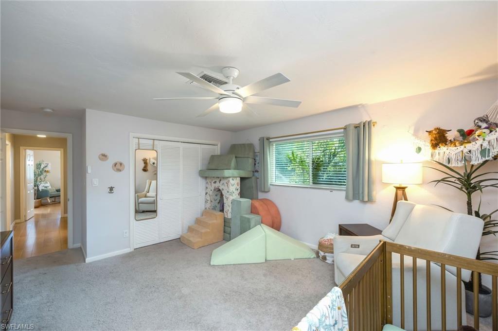 216 Willoughby DR