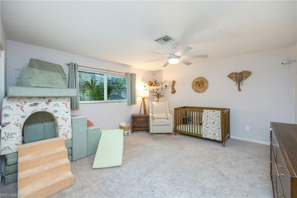 216 Willoughby DR