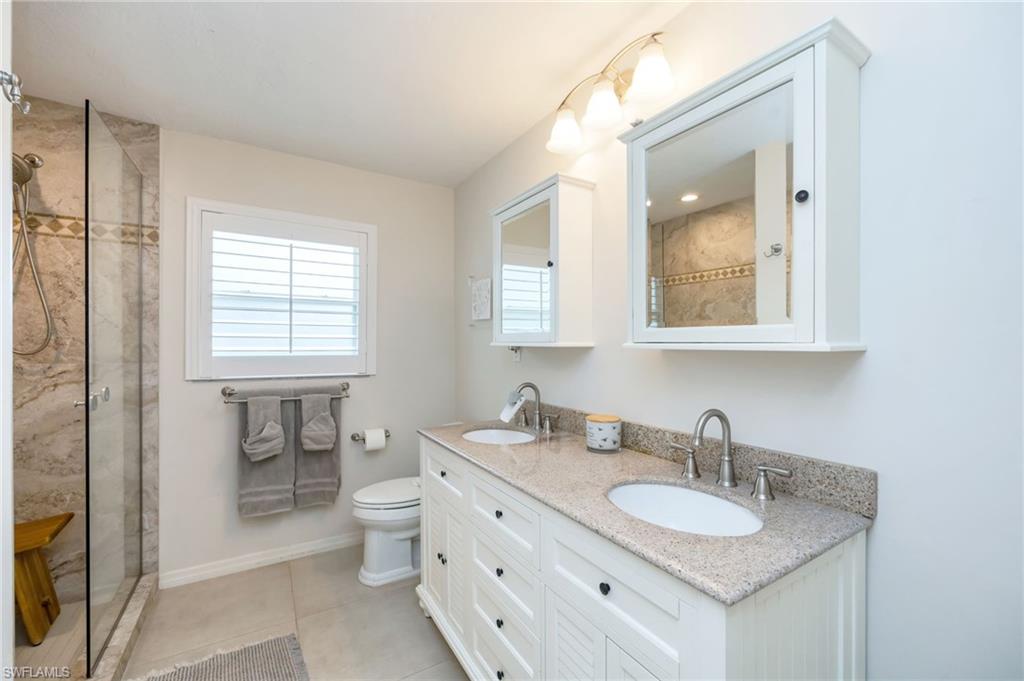 216 Willoughby DR