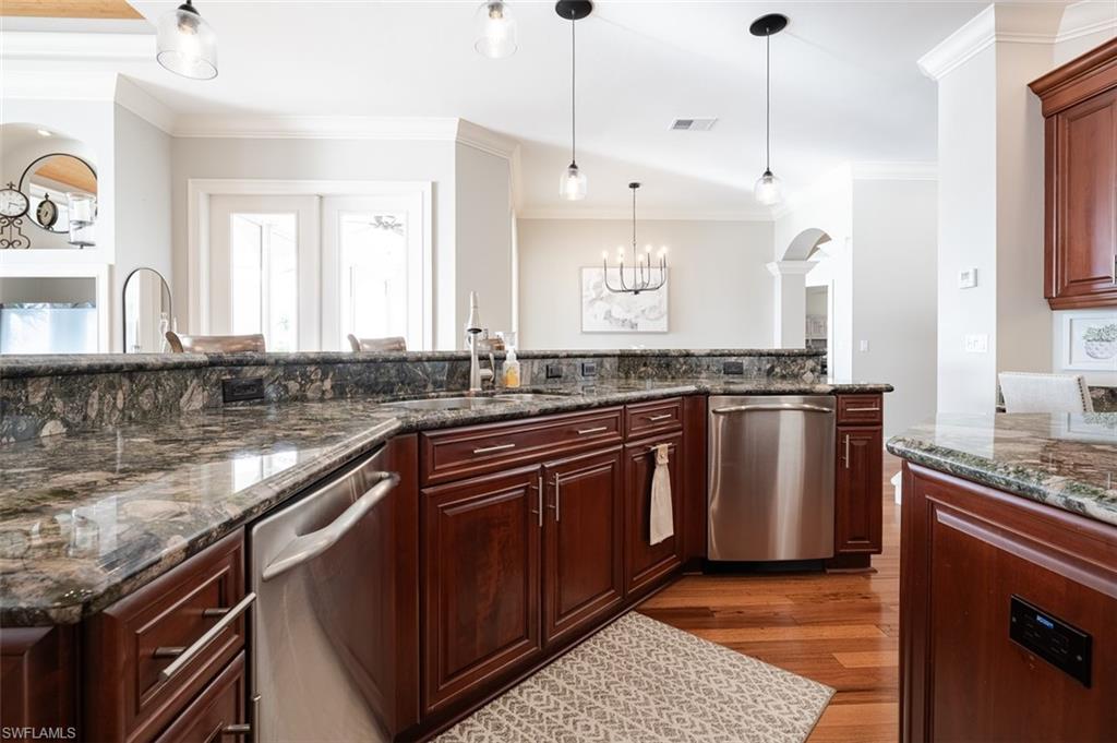 1942 KINGFISH RD