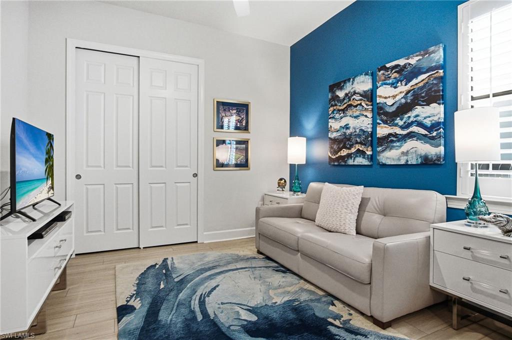16284 Camden Lakes CIR
