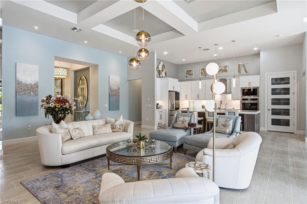 16284 Camden Lakes CIR