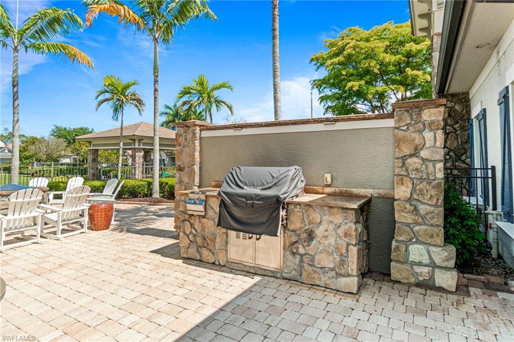16284 Camden Lakes CIR