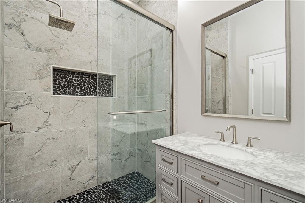 5531 Harborage DR