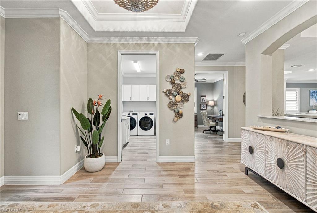 1869 Mustique ST