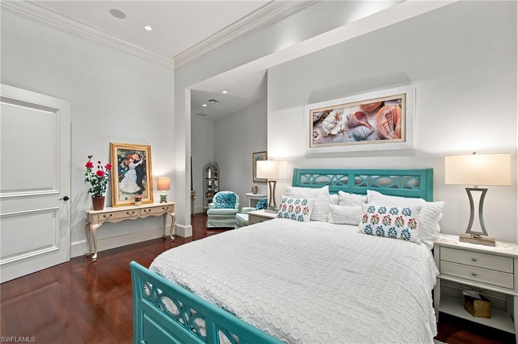1327 Noble Heron WAY