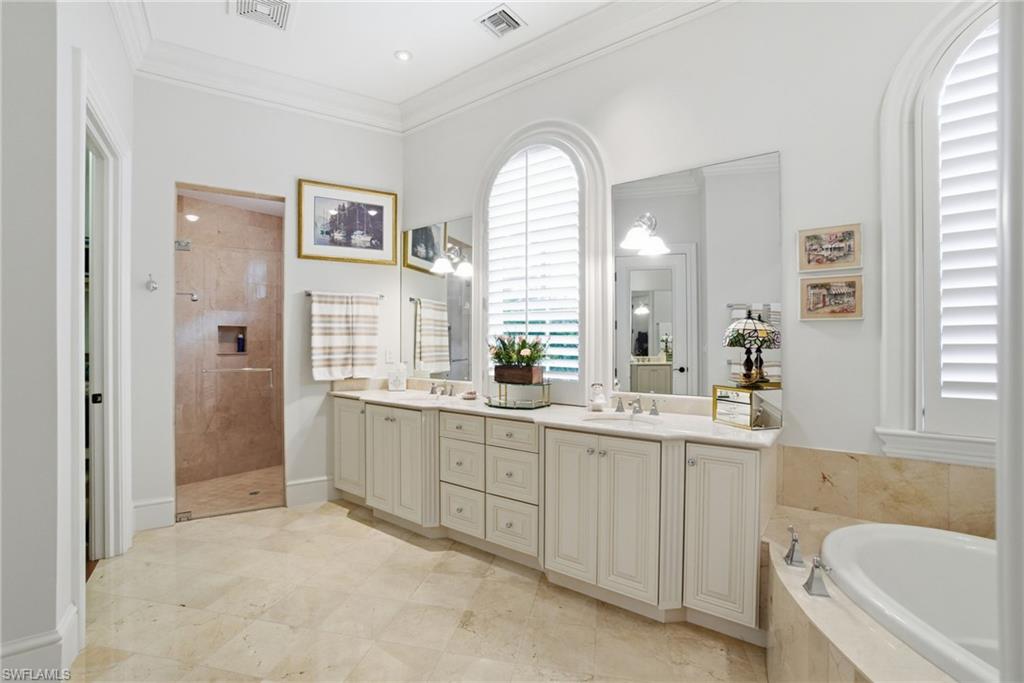 1327 Noble Heron WAY