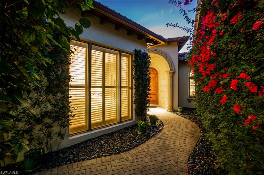 1327 Noble Heron WAY