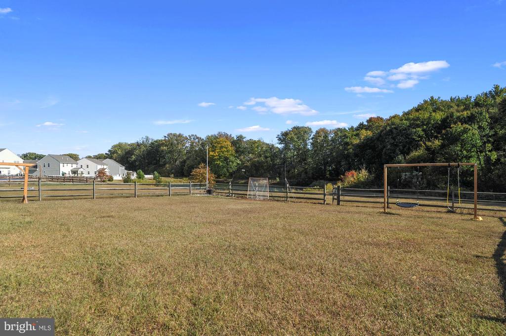 809 COLDWATER DRIVE